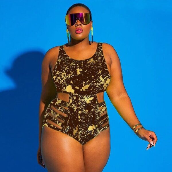 Women's plus size swimsuit - Image 8