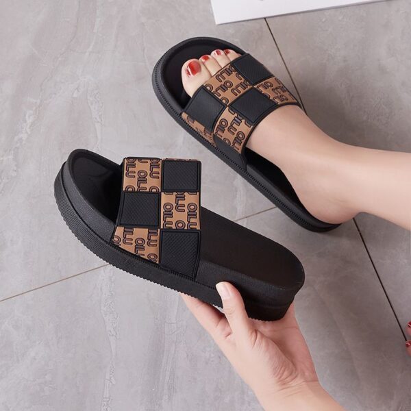 Thickened Summer Outdoor Women's Slippers - Image 3